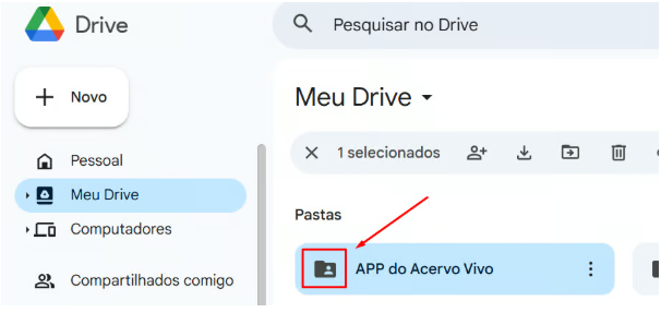 Imagem de uma pasta no Google Drive com o ícone de compartilhamento sobre ela